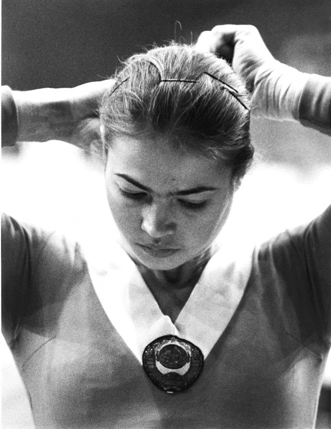 Turischeva portrait 1976 Alan Burrows International Gymnast