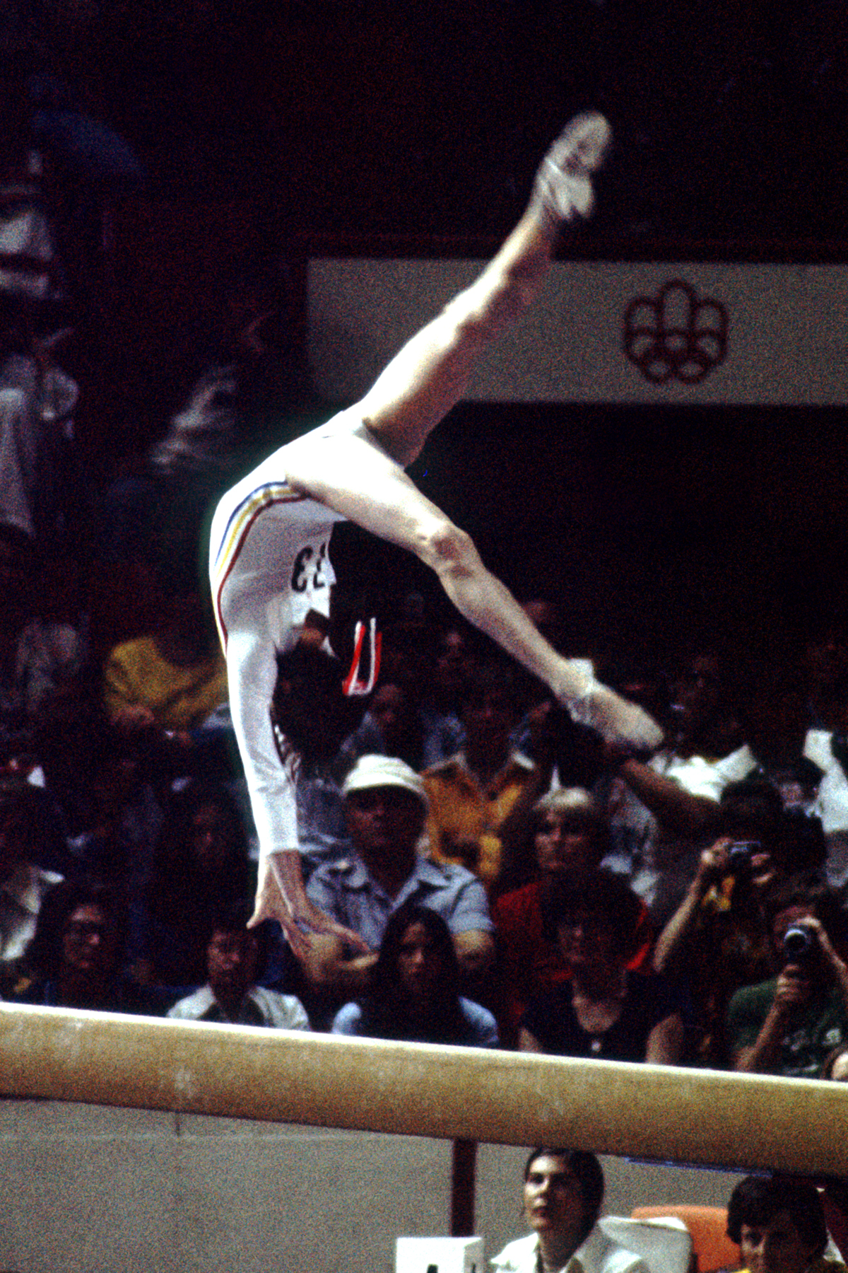 Nadia Comaneci Montreal beam